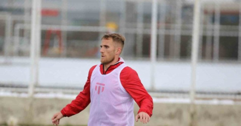 Sivassporun yeni transferi Samu Saiz ilk idmana çıktı