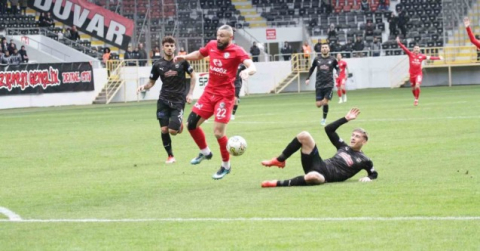 TFF 2. Lig: Çorum FK: 4 - Nazilli Belediyespor: 2