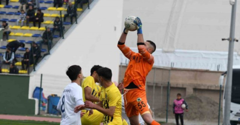 TFF 2. Lig: Tarsus İdman Yurdu: 0 - Menemen Futbol Kulübü: 2