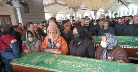 Menderes’in idamını fotoğraflayan İsmail Şenyüz son yolcuğuna uğurlandı