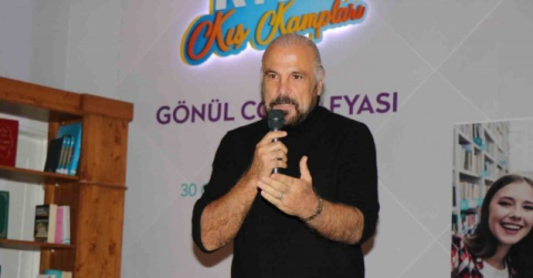 Mete Yarar: "Osmanlı, hiç emperyalist olmamıştır"