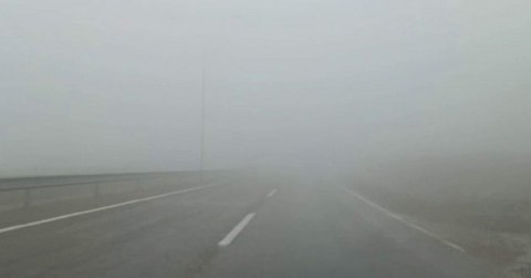 Siirt’te etkili olan sis görüş mesafesini düşürdü, sürücüler ilerlemekte zorlandı