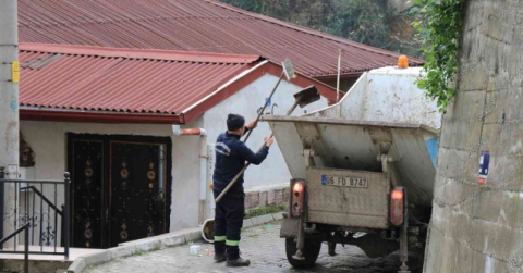 Temizlik işçisinden örnek davranış