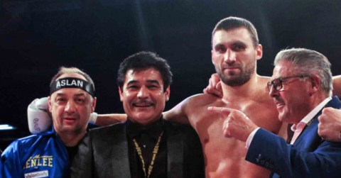 Türk kulübün boksörü Amerika’da ringe çıkacak