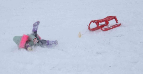 Başkent’te beklenen kar yağışının ardından kayak sezonu açıldı