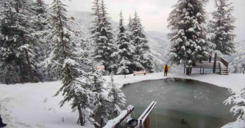 Yavşan Yaylası’ndan kar manzaraları