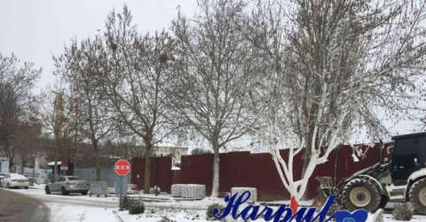 Bin 400 rakımlı Harput beyaza büründü