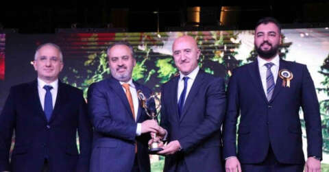 Bursa Büyükşehir ödüle doymuyor