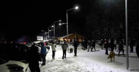 Kar hem eğlendirdi hem uğraştırdı