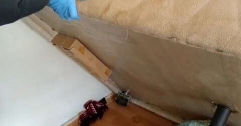 Konya’da baskın yapılan evdeki yatağın altından uyuşturucu çıktı