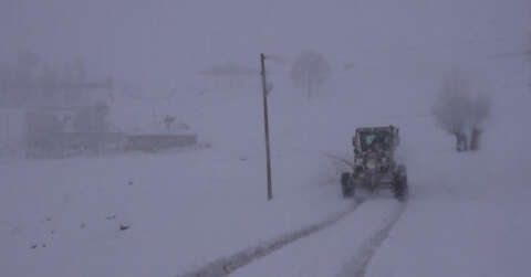 Muş’ta 297 köy yolu ulaşıma kapandı
