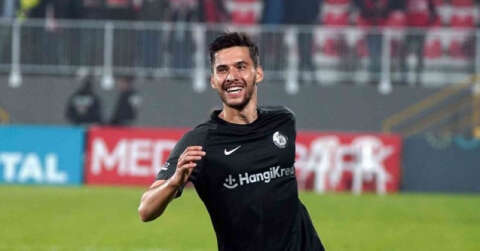 Umut Nayir, İstanbul takımlarını seviyor