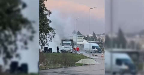 Yalova’da yanan kamyonu akaryakıt istasyonu çalışanları söndürdü
