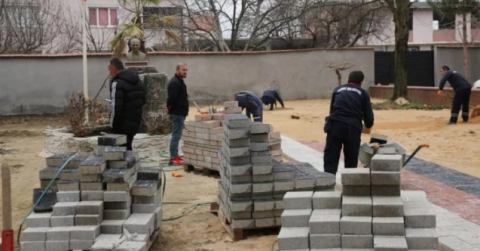 Gürsu Belediyesi’nden Kumlukalan’a makyaj