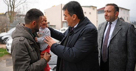 Başkan Dündar’dan depremzede ailelere ziyaret