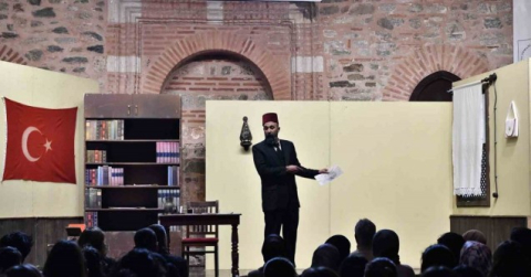 Milli şairin hayatı Osmangazi’de sahnelendi