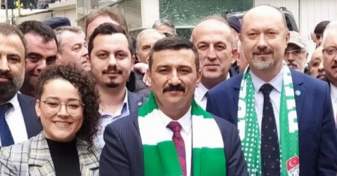 Selçuk Türkoğlu: 24 saat Bursa'nın vekili olmaya talibim