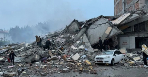 Depremlerde can kaybı 50 bini aştı