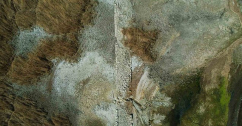 Suların çekildiği Terkos Gölü’nde ortaya çıkan tarihi yol havadan görüntülendi