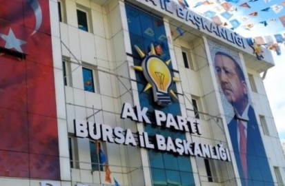 AK Parti Bursa’da yürütme kurulu yenilendi!