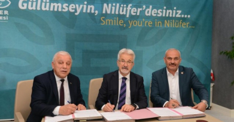 Nilüfer'de binlerce pazarcıyı ilgilendiren imzalar atıldı