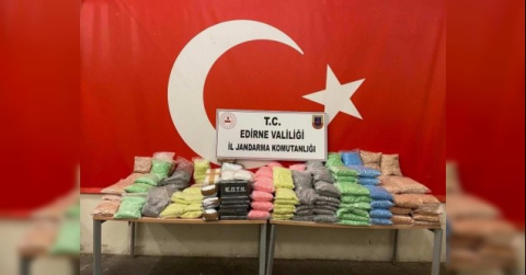 Zehir tacirlerine operasyon: 576 kilo uyuşturucu ele geçirildi, 28 kişi yakalandı
