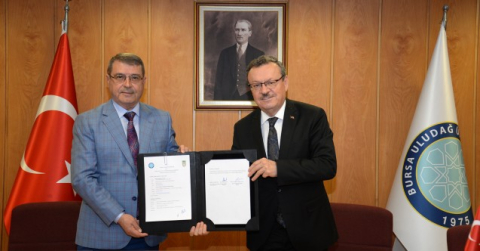 Bursalı esnafa akademik destek