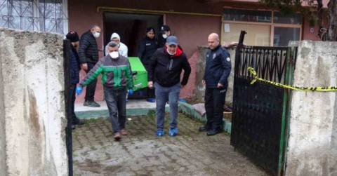Boşanma aşamasındaki eşini bıçaklayarak öldürdü, kaynanasını da yaraladı