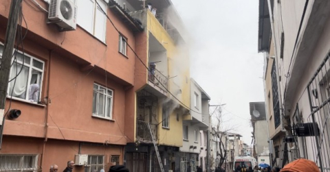 Bursa’da korkutan yangın: Yatalak nine ve torunu son anda kurtarıldı