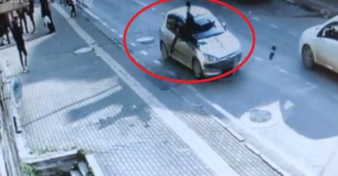 Bursa'da feci kaza: Metrelerce savruldu