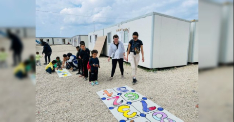 Nilüfer Belediyesi yaraların sarılması için Samandağ’da