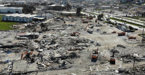 40 yıllık emekleri 40 saniyede enkaz oldu