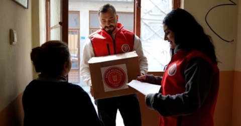 Gürsu Belediyesi ramazan bereketini evlere ulaştırıyor