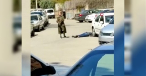 Öldürdüğü kayınbiraderinin başında polisi bekledi