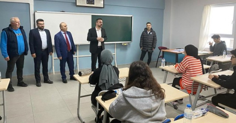 Kestel Belediyesi’nden lise ve üniversite adaylarına deneme sınavı