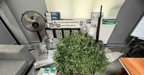 Urla polisi uyuşturucu tacirlerine geçit vermiyor