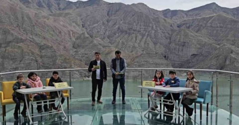 Cam seyir terasında bilgi yarışması