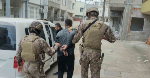 Mersin’deki kökünü kurutma operasyonunda 70 şüpheli gözaltına alındı