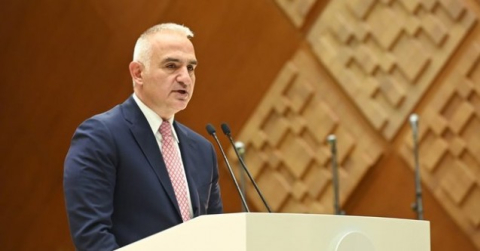 Bakan Ersoy: "Artık bir İslam korkusundan değil İslam nefretinden bahsedebiliriz"