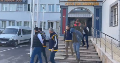 Bursa'da motosiklet hırsızlığı çetesine eş zamanlı operasyon