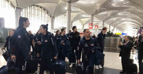 Igor Gorgonzola Novara, İtalya’ya döndü