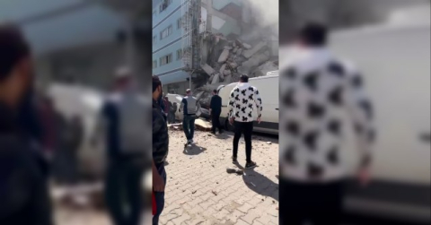 Güngören’de metruk bina çöktü, 1 bir kişi yaralı olarak kurtarıldı