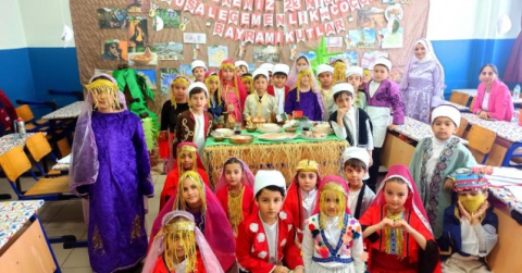 Bursa'da okulu Birleşmiş Milletler'e çevirdiler