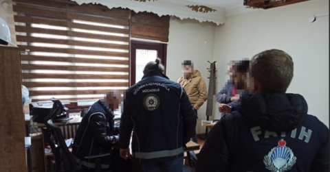 Fatih’te sahte belgelerle yabancı şahıslara ikamet alan iş yerlerine denetim: 1 milyon 3 bin 100 lira idari para cezası uygulandı