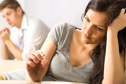 Emsal karar! Eşi hor görmek boşanma sebebi