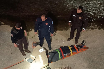 Bursa'da bekçi-hırsız kovalamacası derede bitti