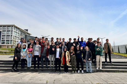 Gençler İnegöl Belediyesi ile bilimin merkezinde