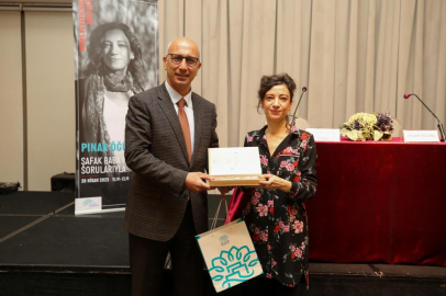 Pınar Öğünç Nilüferli kadınlarla buluştu