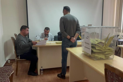 Sınır kapılarında oy verme işlemi devam ediyor