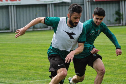 Bursaspor’da, çalışmalar devam ediyor